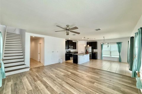Villa ou maison à louer à Riverview, Floride: 3 chambres, 176.24 m2 № 2115994 - photo 6
