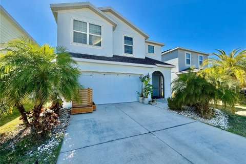 Villa ou maison à louer à Riverview, Floride: 3 chambres, 176.24 m2 № 2115994 - photo 2