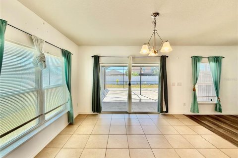 Villa ou maison à louer à Riverview, Floride: 3 chambres, 176.24 m2 № 2115994 - photo 11