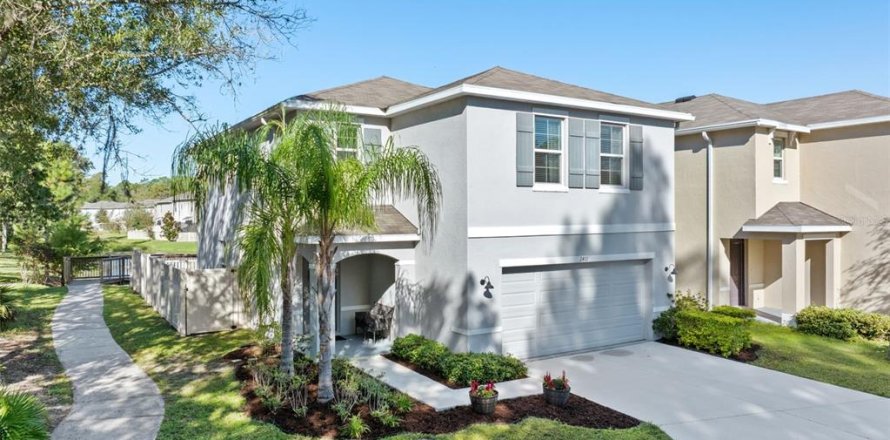 Villa ou maison à New Port Richey, Floride 4 chambres, 209.96 m2 № 2423976