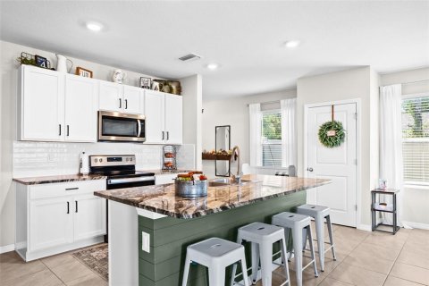 Villa ou maison à vendre à New Port Richey, Floride: 4 chambres, 209.96 m2 № 2423976 - photo 5