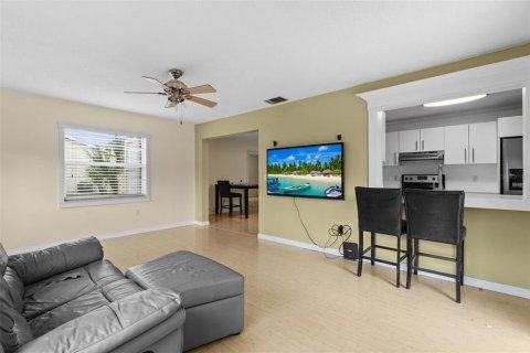 House in Venice, Florida 2 bedrooms, 117.06 sq.m. № 1903631 - photo 26
