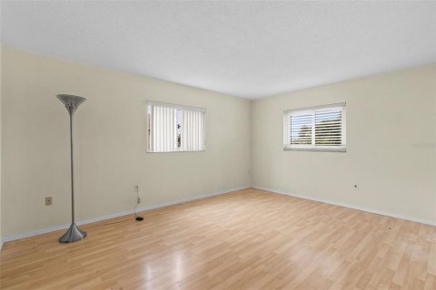House in Venice, Florida 2 bedrooms, 117.06 sq.m. № 1903631 - photo 14