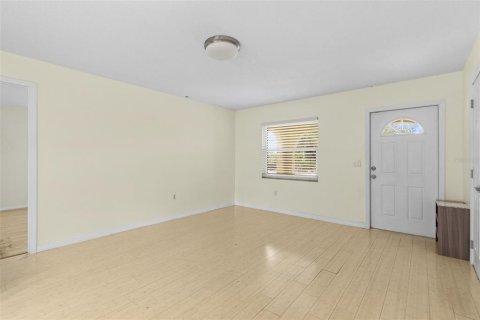 House in Venice, Florida 2 bedrooms, 117.06 sq.m. № 1903631 - photo 6