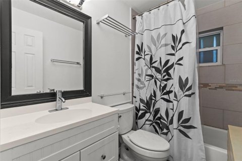 House in Venice, Florida 2 bedrooms, 117.06 sq.m. № 1903631 - photo 19
