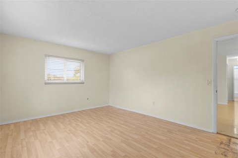 House in Venice, Florida 2 bedrooms, 117.06 sq.m. № 1903631 - photo 15