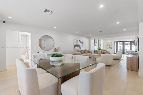 Купить виллу или дом в Холливуд, Флорида 4 спальни, № 1956994 - фото 6