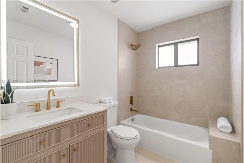 Купить виллу или дом в Холливуд, Флорида 4 спальни, № 1956994 - фото 30