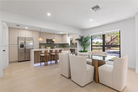 Купить виллу или дом в Холливуд, Флорида 4 спальни, № 1956994 - фото 8