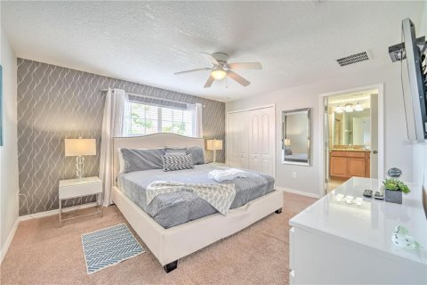 Touwnhouse à vendre à Kissimmee, Floride: 4 chambres, 176.7 m2 № 2411671 - photo 9