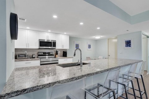Condo in Delray Beach, Florida, 2 bedrooms  № 2082153 - photo 23