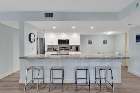 Condo in Delray Beach, Florida, 2 bedrooms  № 2082153 - photo 13