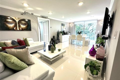 Снять в аренду кондоминиум в Майами, Флорида 2 спальни, 80.82м2, № 1925420 - фото 17