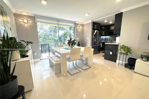 Снять в аренду кондоминиум в Майами, Флорида 2 спальни, 80.82м2, № 1925420 - фото 7