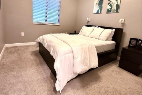 Townhouse in Miami, Florida 3 bedrooms, 137.96 sq.m. № 2083652 - photo 13