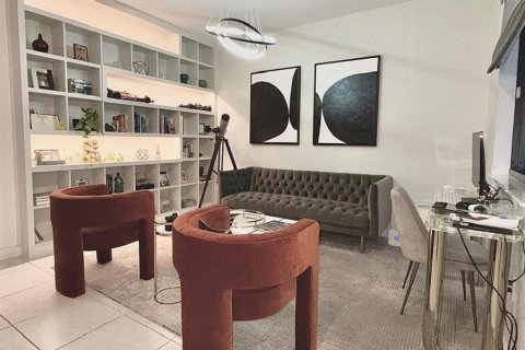 Townhouse in Miami, Florida 3 bedrooms, 137.96 sq.m. № 2083652 - photo 3