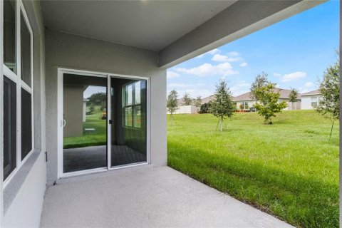 House in Kissimmee, Florida 3 bedrooms, 155.33 sq.m. № 1769489 - photo 28