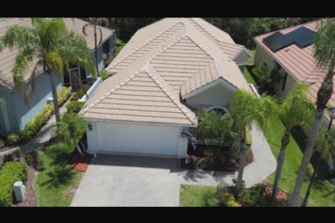 Villa ou maison à vendre à Port St. Lucie, Floride: 3 chambres, 165.09 m2 № 2246058 - photo 21