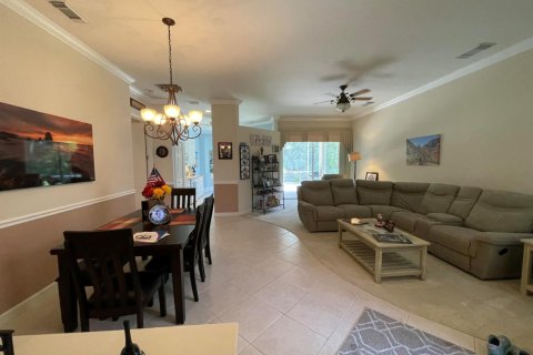 Villa ou maison à vendre à Port St. Lucie, Floride: 3 chambres, 165.09 m2 № 2246058 - photo 4