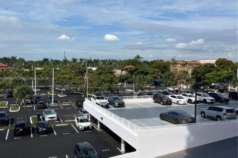 Copropriété à vendre à Aventura, Floride: 2 chambres, 149.11 m2 № 1966335 - photo 13