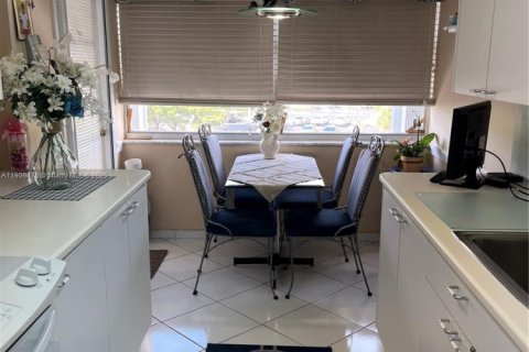 Copropriété à vendre à Aventura, Floride: 2 chambres, 149.11 m2 № 1966335 - photo 3