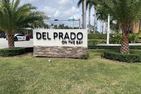 Copropriété à vendre à Aventura, Floride: 2 chambres, 149.11 m2 № 1966335 - photo 1