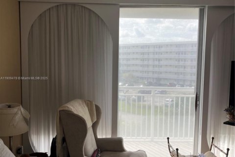 Copropriété à vendre à Aventura, Floride: 2 chambres, 149.11 m2 № 1966335 - photo 28