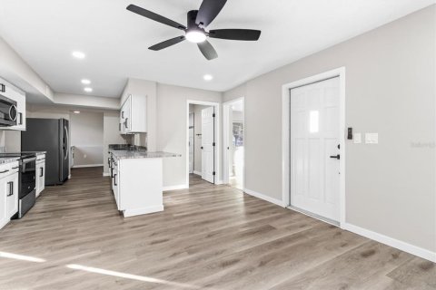 House in Crystal River, Florida 4 bedrooms, 182.92 sq.m. № 1559090 - photo 20