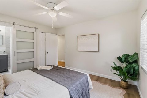 Villa ou maison à vendre à Belle Isle, Floride: 3 chambres, 178.09 m2 № 2411409 - photo 23