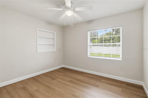 Villa ou maison à vendre à Belle Isle, Floride: 3 chambres, 178.09 m2 № 2411409 - photo 30
