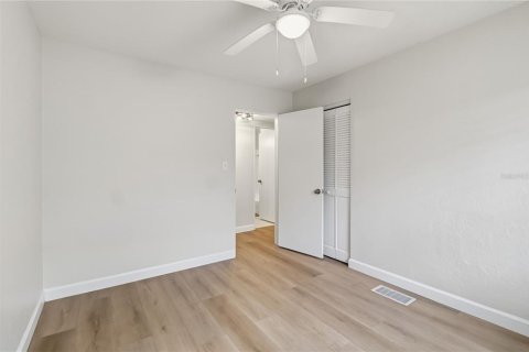Villa ou maison à vendre à Belle Isle, Floride: 3 chambres, 178.09 m2 № 2411409 - photo 27
