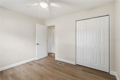 Villa ou maison à vendre à Belle Isle, Floride: 3 chambres, 178.09 m2 № 2411409 - photo 29