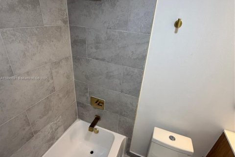 Купить кондоминиум в Санрайз, Флорида 3 спальни, 112.97м2, № 1939269 - фото 30