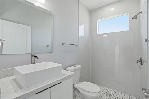 House in Lehigh Acres, Florida 3 bedrooms, 159.51 sq.m. № 2199675 - photo 24