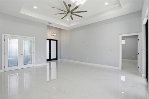 House in Lehigh Acres, Florida 3 bedrooms, 159.51 sq.m. № 2199675 - photo 7