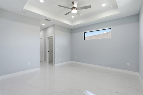 House in Lehigh Acres, Florida 3 bedrooms, 159.51 sq.m. № 2199675 - photo 16