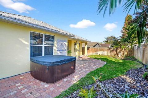 Villa ou maison à vendre à New Smyrna Beach, Floride: 3 chambres, 150.04 m2 № 2147679 - photo 10