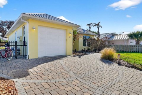 Villa ou maison à vendre à New Smyrna Beach, Floride: 3 chambres, 150.04 m2 № 2147679 - photo 2