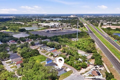 House in Tampa, Florida 3 bedrooms, 139.35 sq.m. № 2221353 - photo 21