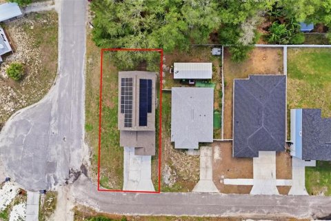 House in Tampa, Florida 3 bedrooms, 139.35 sq.m. № 2221353 - photo 22