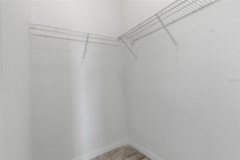 House in Tampa, Florida 3 bedrooms, 139.35 sq.m. № 2221353 - photo 13