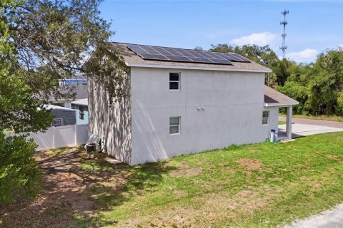 House in Tampa, Florida 3 bedrooms, 139.35 sq.m. № 2221353 - photo 20
