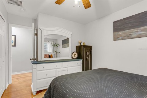Villa ou maison à vendre à Tampa, Floride: 3 chambres, 133.22 m2 № 2398518 - photo 19