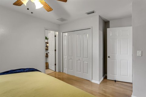 Villa ou maison à vendre à Tampa, Floride: 3 chambres, 133.22 m2 № 2398518 - photo 15