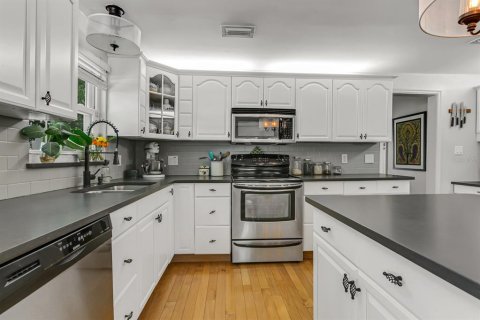 Villa ou maison à vendre à Tampa, Floride: 3 chambres, 133.22 m2 № 2398518 - photo 8