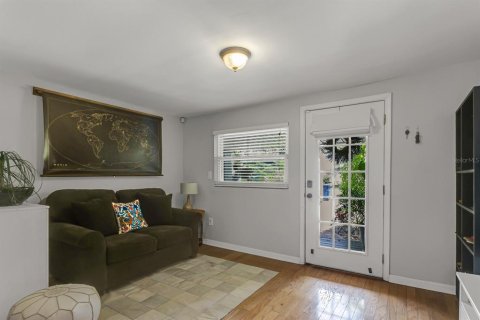 Villa ou maison à vendre à Tampa, Floride: 3 chambres, 133.22 m2 № 2398518 - photo 4