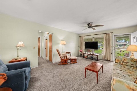 Casa en venta en Clearwater, Florida, 2 dormitorios, 117.06 m2 № 2377478 - foto 8