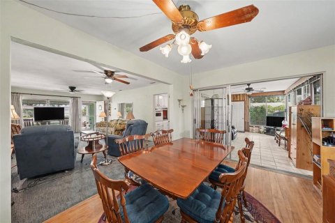 Casa en venta en Clearwater, Florida, 2 dormitorios, 117.06 m2 № 2377478 - foto 3