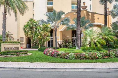 Condo in Aventura, Florida, 3 bedrooms  № 1943847 - photo 21