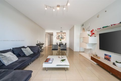 Condo in Aventura, Florida, 3 bedrooms  № 1943847 - photo 12
